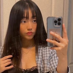 Meet your Posher, Chia